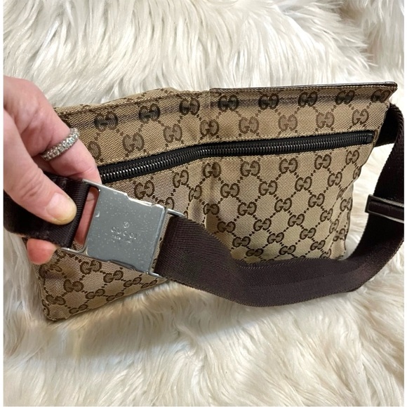 Authenticated Gucci Waist Belt Bum Bag Crossbody Shoulder Bag Carryall Tote - Picture 8 of 15